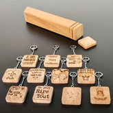 Porte-clé en bois surcyclé carré